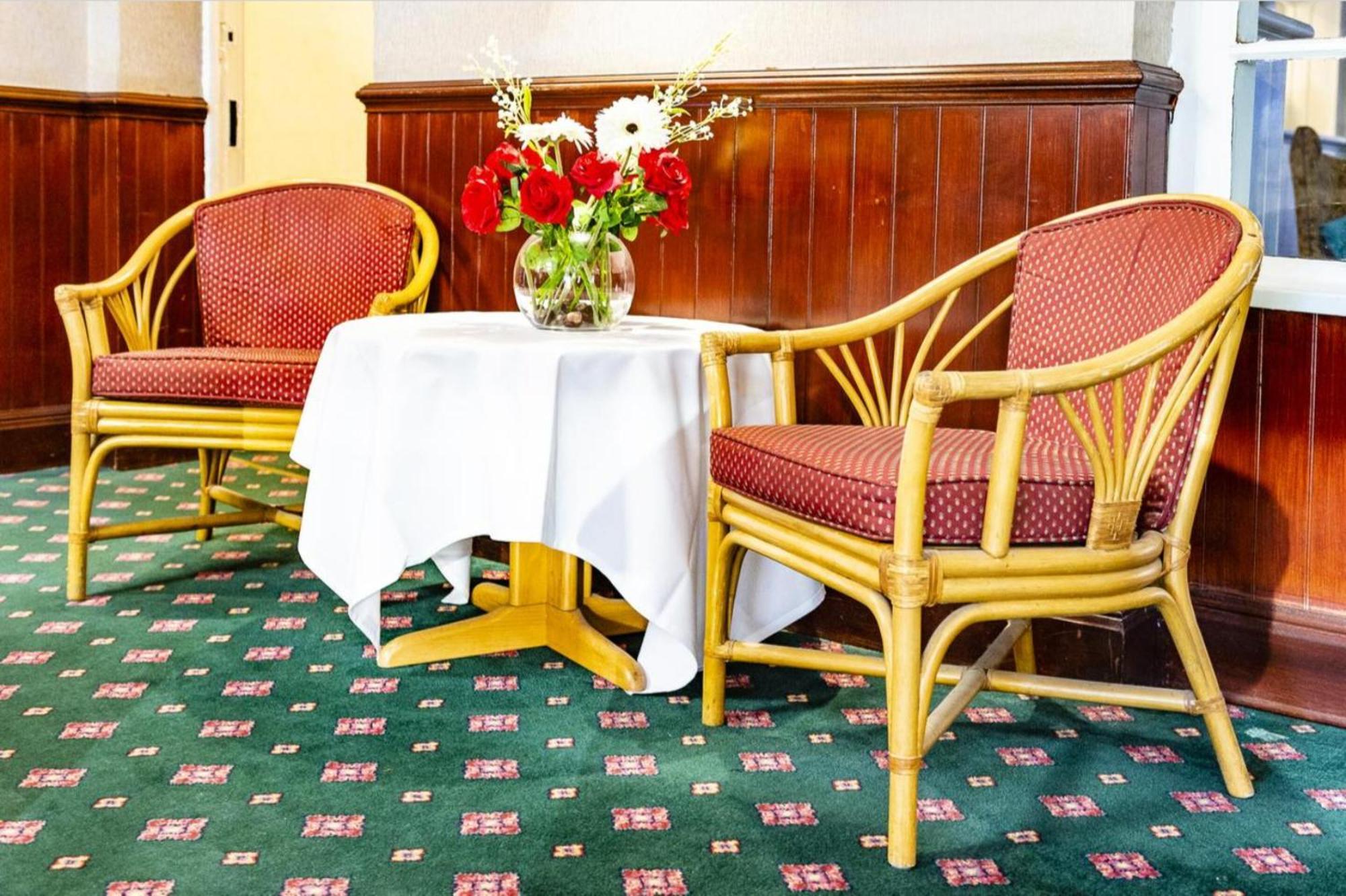 Paddington House Hotel Warrington Exteriör bild
