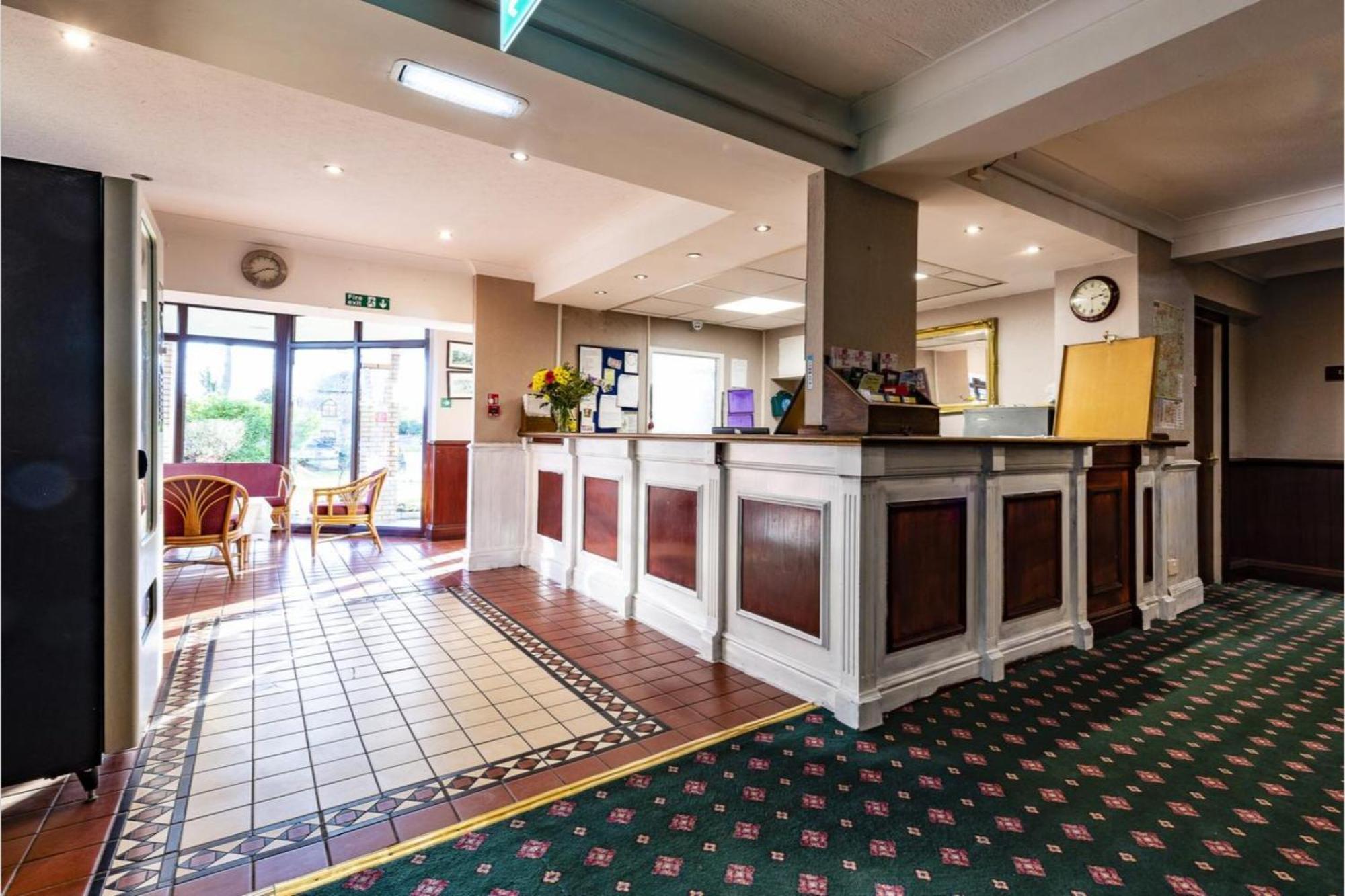 Paddington House Hotel Warrington Exteriör bild
