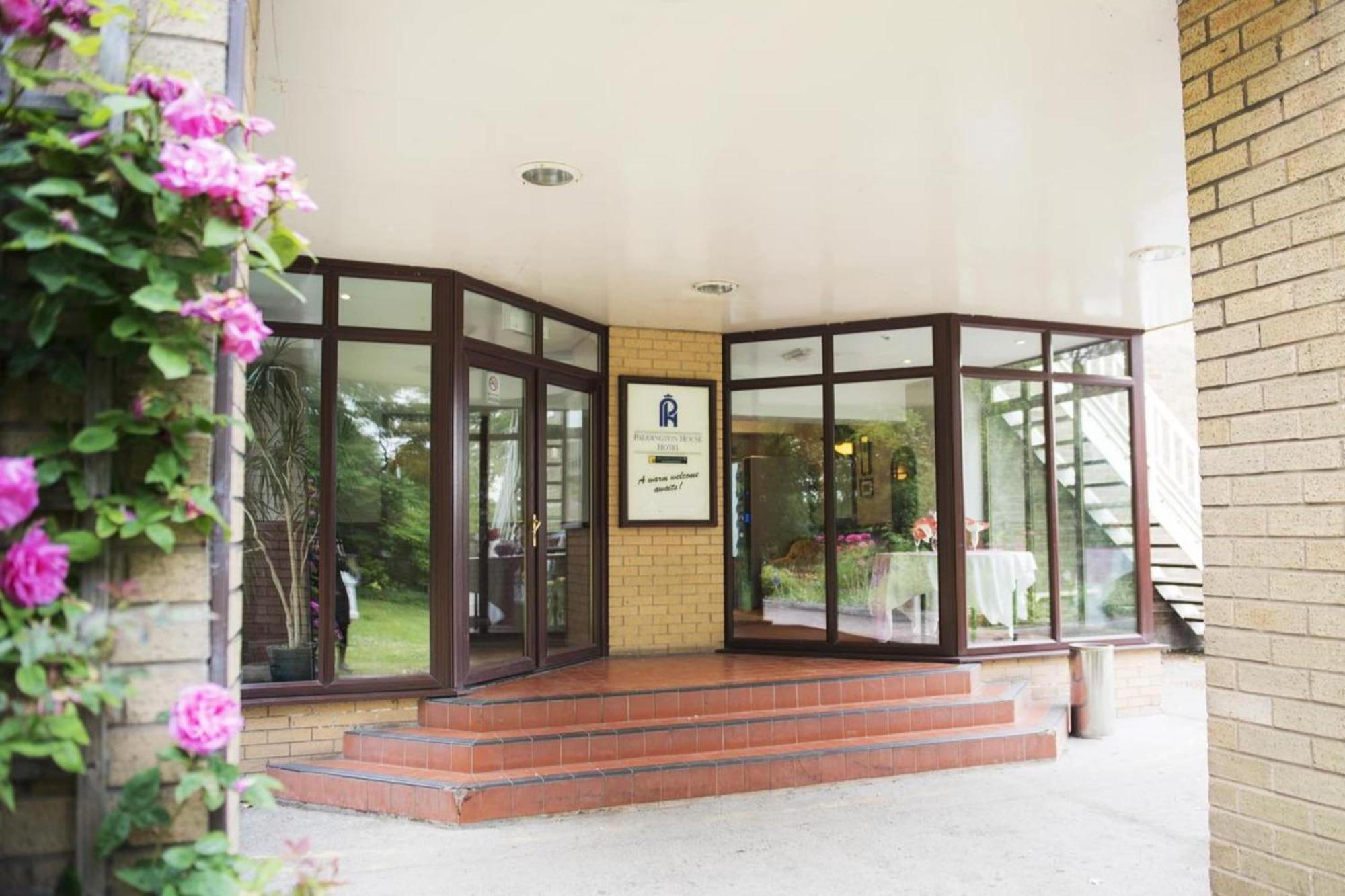 Paddington House Hotel Warrington Exteriör bild