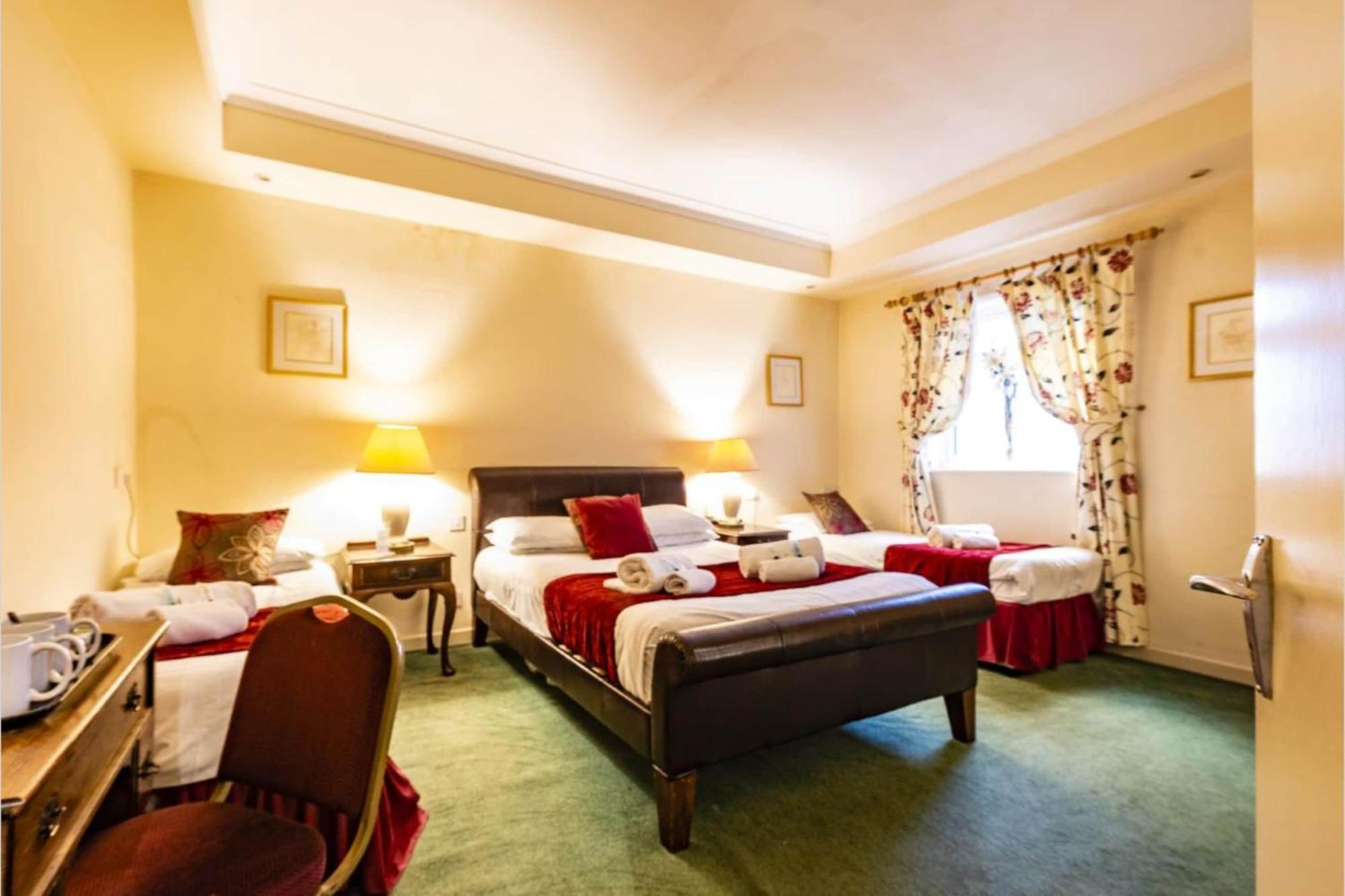 Paddington House Hotel Warrington Exteriör bild