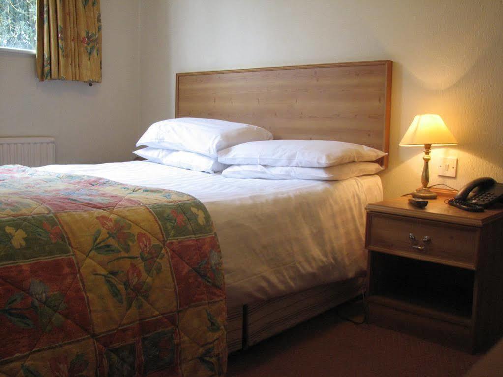 Paddington House Hotel Warrington Exteriör bild
