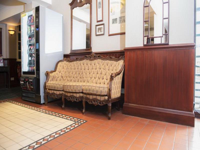 Paddington House Hotel Warrington Exteriör bild